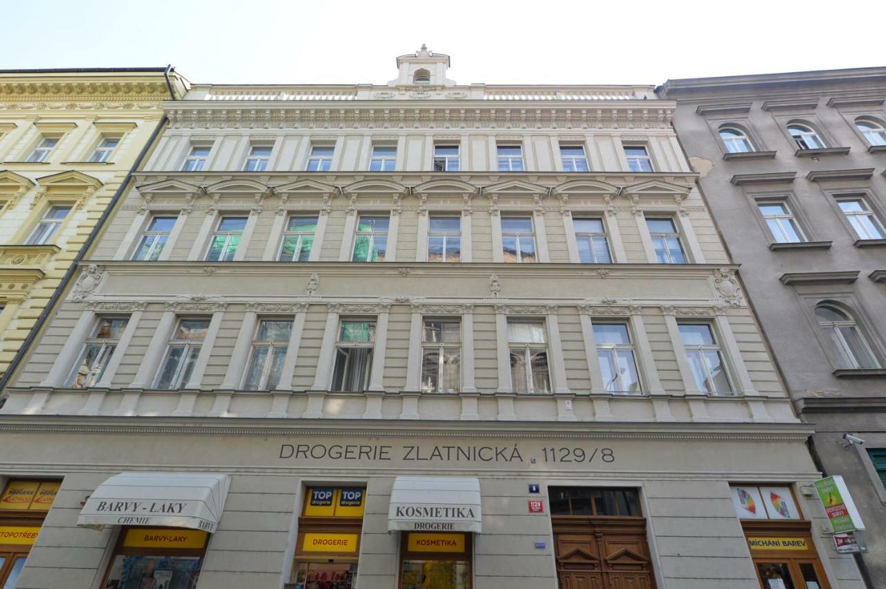Glamour Frida Apartment Прага Экстерьер фото
